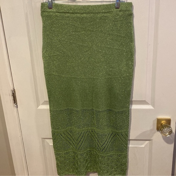 NWT HOUSE OF HARLOW 1960 Women’s Green Shimmer 2 Piece Set Top and Skirt Size S - Picture 9 of 15